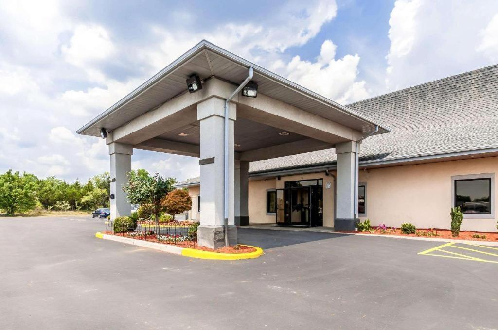 Econo Lodge Inn & Suites Middletown Exterior foto